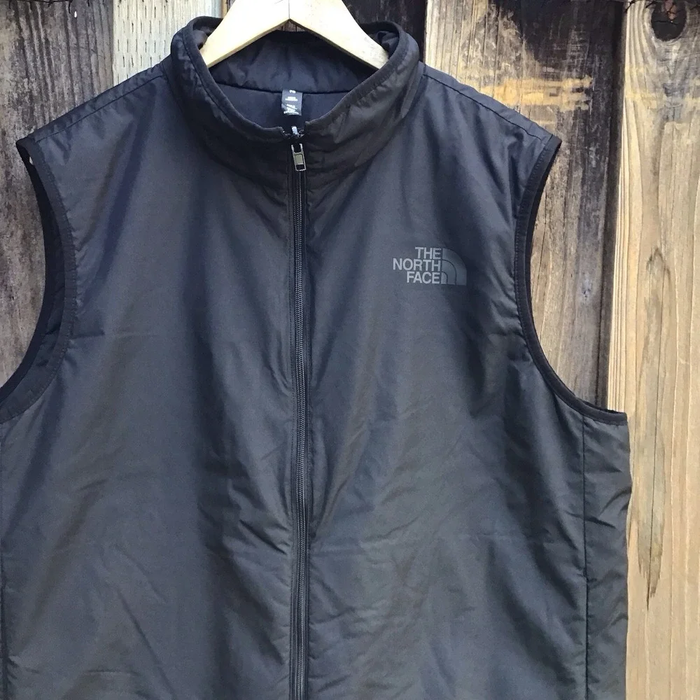 The North Face Men's XL Black Insulated Reversible Full Zip Vest